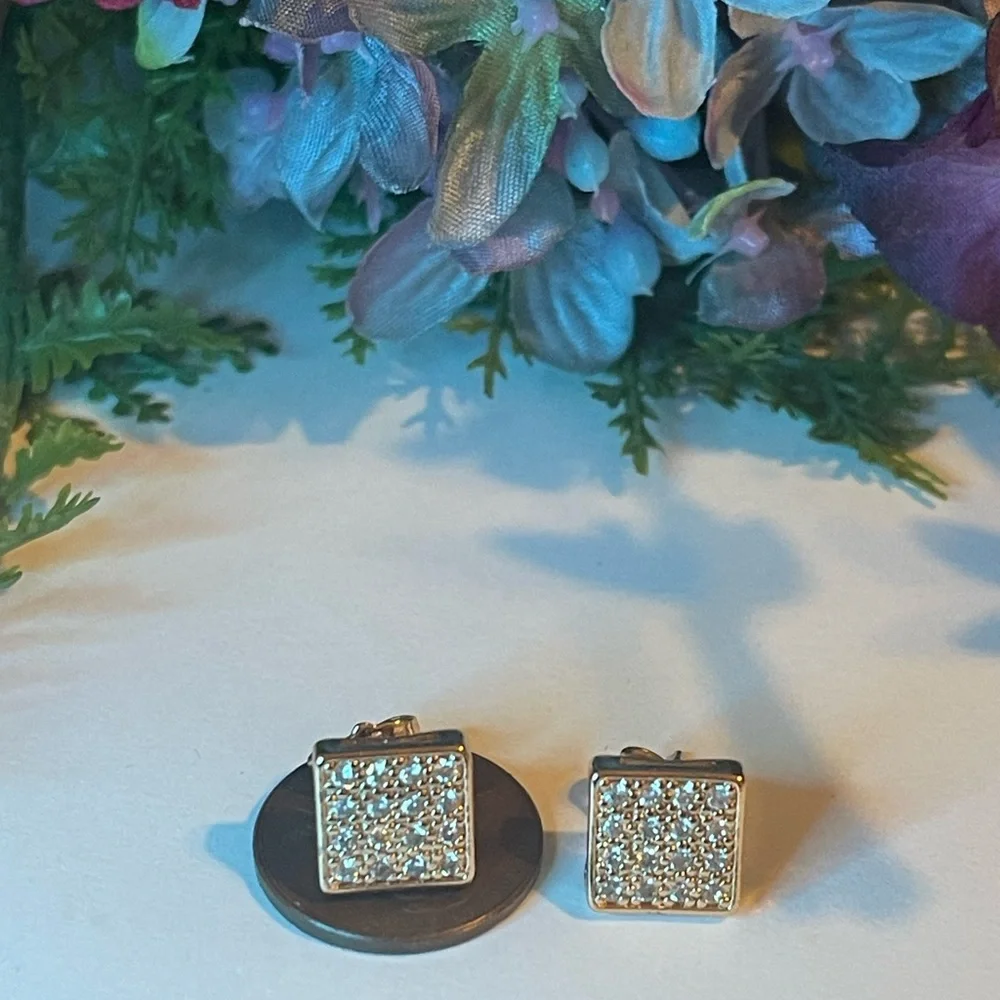 Womens‎ Fashion Earrings, stainless steel color Gold with stones